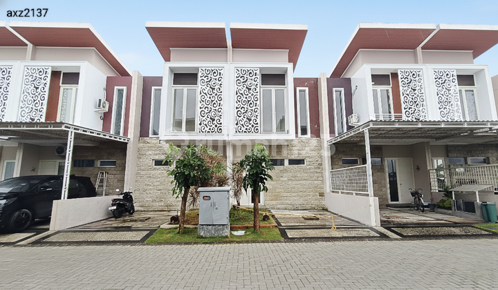 Jual Rumah Minimalis 2 Lantai Grand Shanaya - Puri Safira Menganti, Gresik Jual Rumah Minimalis 2 Lantai Grand Shanaya - Puri Safira Menganti, Gresik