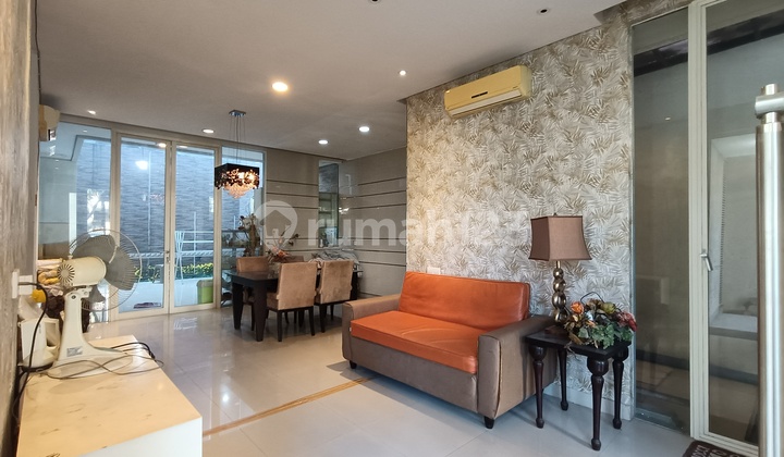 Jual Rumah Semi Furnis Murah Ex Show Unit Pakuwon City 2