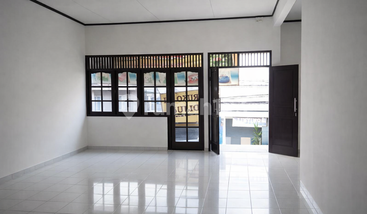 2-Story Shophouse Ready for Strategic Business in South Cimahi 2