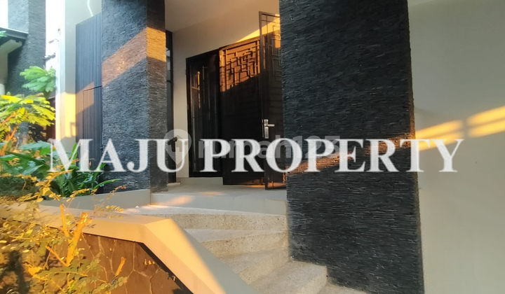 Rumah Jual Bagus Siap Huni di Raffles Hills Cibubur 2
