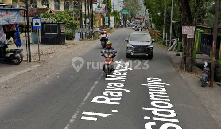 Raya Menganti, Gresik Samping Pasar Menganti