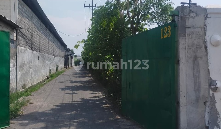 For Rent Gudang siap pakai. Tropodo -  Waru