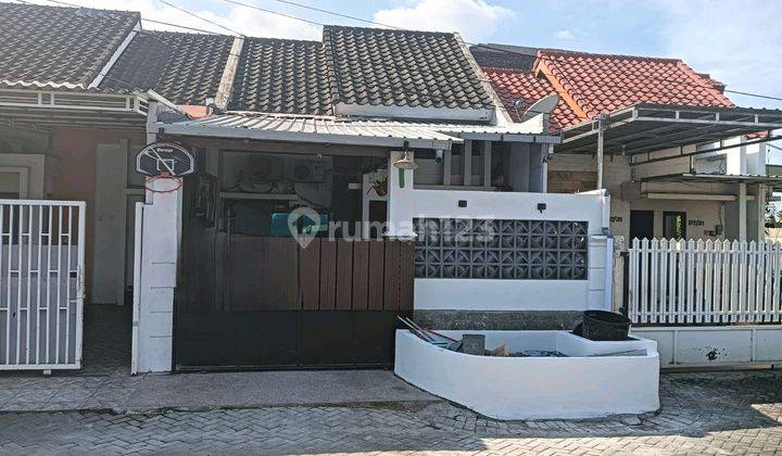 75854 Puri Safira Regency Menganti Gresik 1