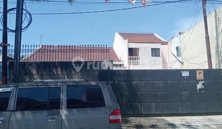 Rumah Pusat Kota Jl. Darmo Kali Surabaya 2