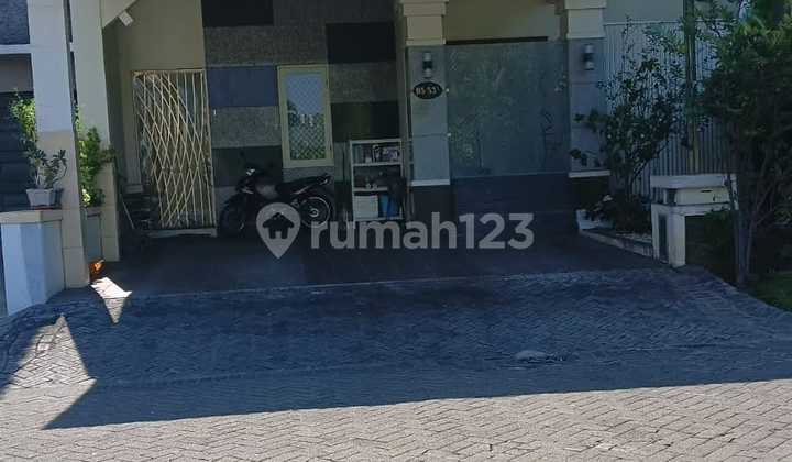 Rumah Royal Residence Cluster Windsor Wiyung Surabaya