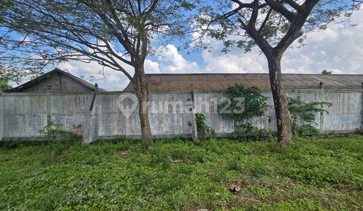 Pranti Menganti Gresik Village Warehouse