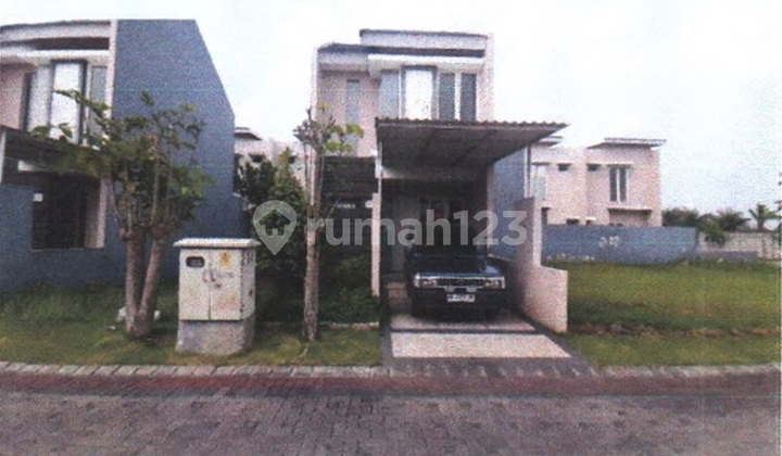 Rumah 2 Lantai Puri Safira Regency Cluster Grand Shanaya Menganti Gresik
