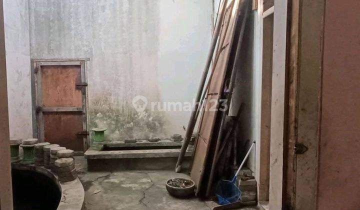 Rumah Dan Toko Spareparts Jl. Panglima Sudirman Caruban Madiun 2