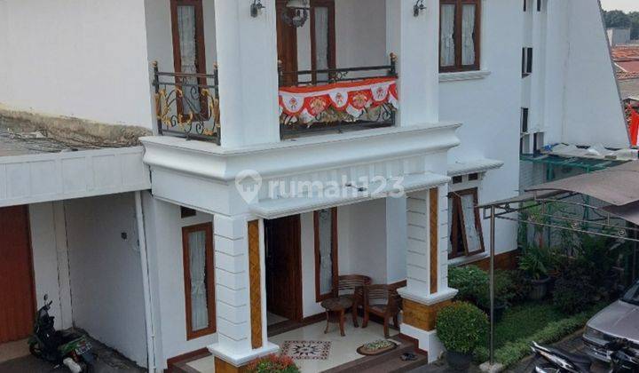 Rumah Cantik di Jalan Pesantren Gang Cendana, Tangerang 1