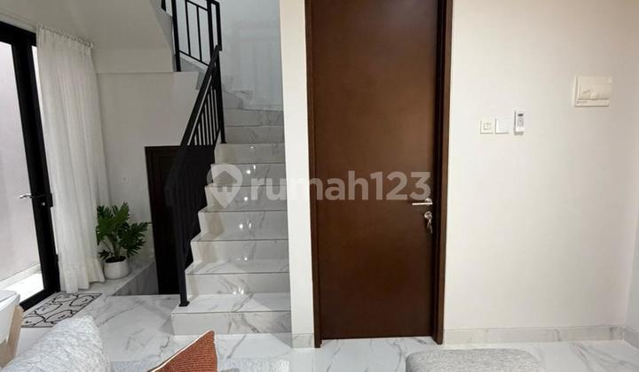 Temurah! Rumah Terawat Siap Huni Full Furnished Lokasi Dalam Residence 2
