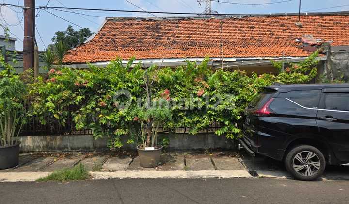 Rumah dibawah NJOP di Area Premium bendungan hilir Jakarta Pusat