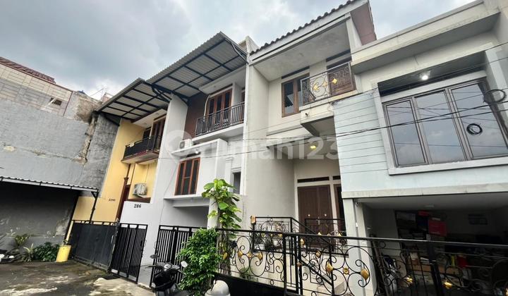 Rumah Split Level Termurah di Area Jagakarsa Mahr429 2