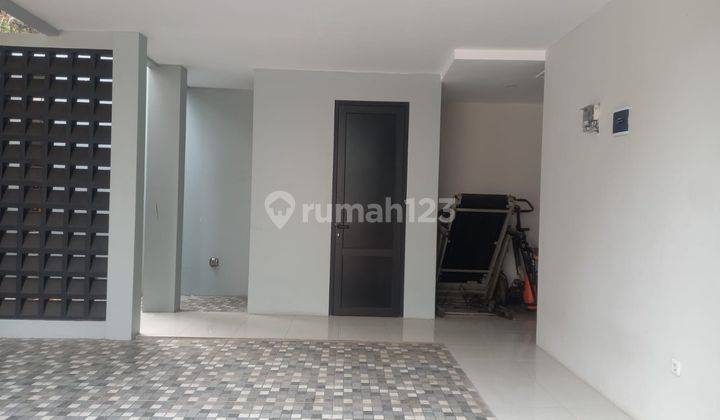 Rumah Baru Termurah Dengan Shareing Carport Luas Di Area Pondok Pinang  2