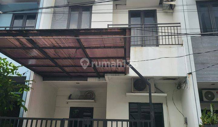 Rumah Paling Murah Dalam Komplek di Kebon Jeruk 1