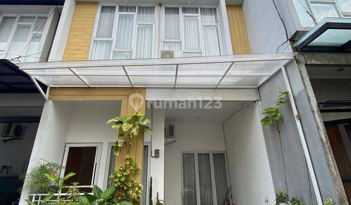 Dijual Rumah 2lt Siap huni SemiFurnished Termurah di Cinere Depok SHM Area Dekat jl Cinere Raya Depok 1