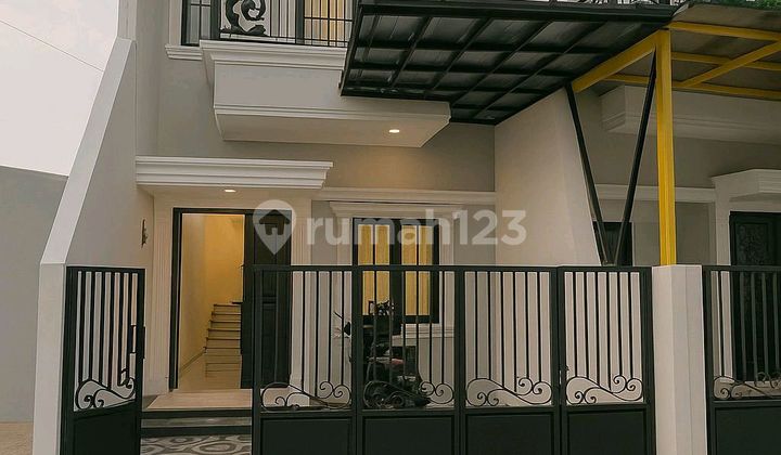 Luxury House One Step to GDC Area Very Strategic and in Depok RR099 Luxury House One Step to GDC Area Very Strategic and in Depok RR099
