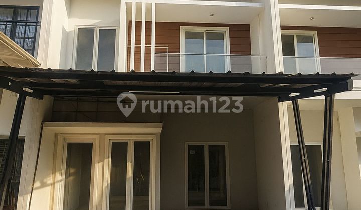 TERMURAH! Rumah 2 lantai bangunan terawat dalam cluster di Bekasi