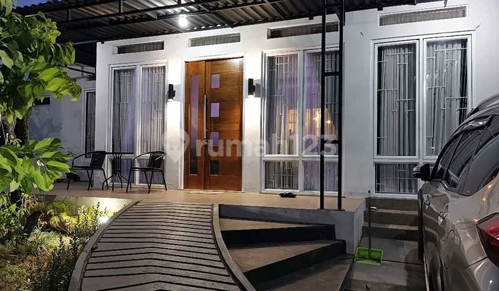 Dijual Rumah Halaman Luas 15 Menit ke Bintaro Xchange Full Furnished di Graha Raya, Tangerang Rr061