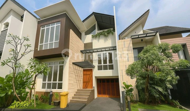 Rumah Paling Luas di Cluster Eksklusif 1mnt Akses Jl.TB Simatupang di Area Kebagusan Jakarta Selatan