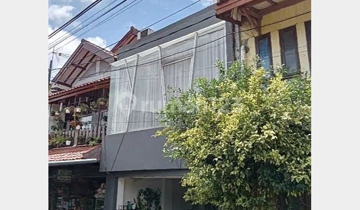 Rumah dengan lingkungan yang nyaman free 3 AC di Area Gandaria, Kebayoran Baru RR063 2