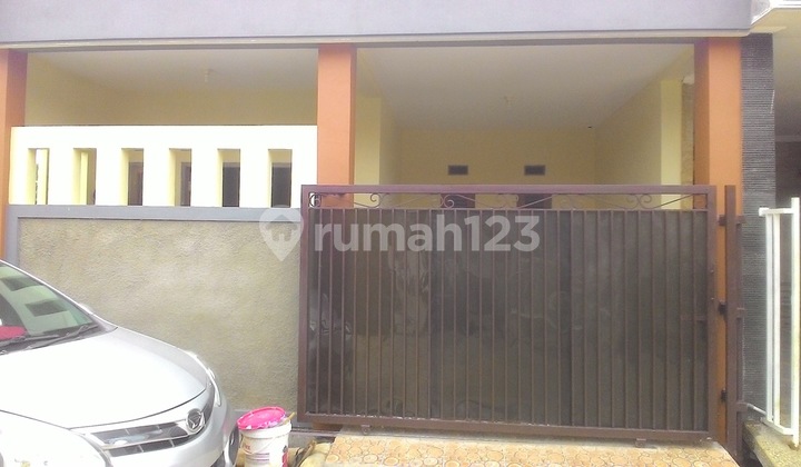 Cheapest! 2-Story New House Ready in Ciputat Housing Complex Cheapest! 2-Story New House Ready in Ciputat Housing Complex