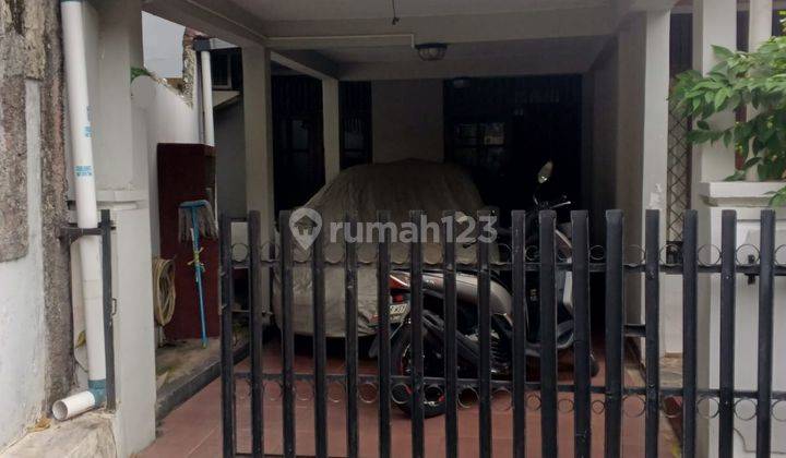 Rumah Posisi Hook Dalam Komplek di Pisangan Ciputat Timur Tangerang Selatan 1