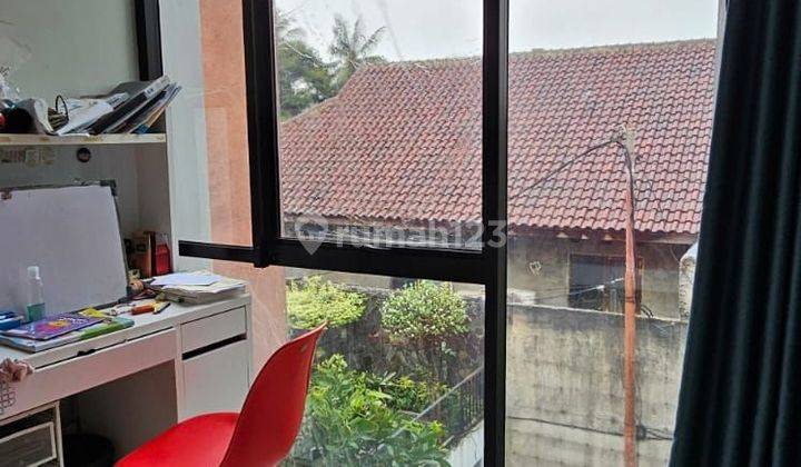 Rumah 5 Lantai Dengan Design Modern di Area Lebak Bulus Jakarta Selatan 2