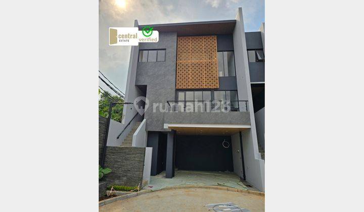 Rumah Cluster Eksekutif Fasilitas Communal Space & Kolam Renang  Dekat Area Permata Hijau Jakarta Selatan