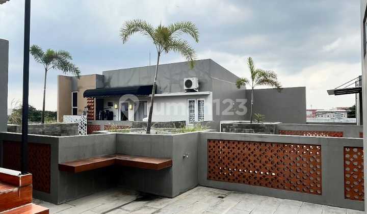 Rumah Fasilitas Jacuzzi Anti Masuk Gang di Jagakarsa Jakarta Selatan 2