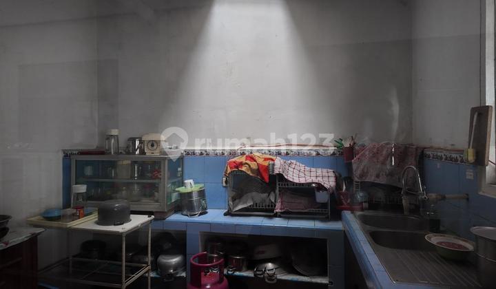 Disewakan Rumah Murah 5 Mnt ke St.kebayoran Lama Lokasi Stategis di Area Kebayoran Lama Rr214 2