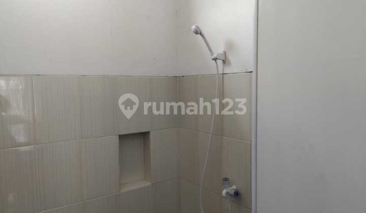 Paling Murah! Rumah 2 Lantai Dalam Komplek Termurah di Ciputat