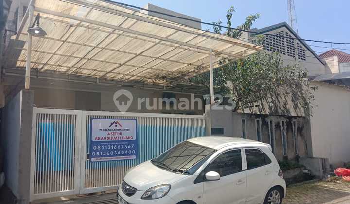 Cheap 2-Story Minimalist House, in Sambikerep Cheap 2-Story Minimalist House, in Sambikerep