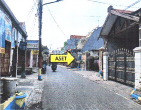 Rumah, 1 Lantai, SHM, di Pagesangan Jambangan 85207 2