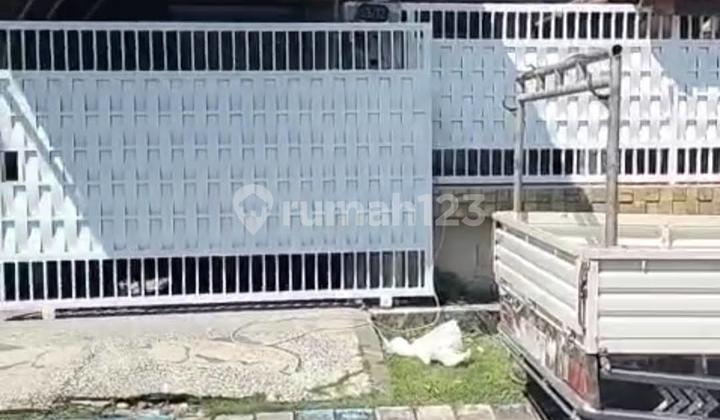 Rumah dekat merr Purimas kuta paradise SHM Bagus Rumah dekat merr Purimas kuta paradise SHM Bagus