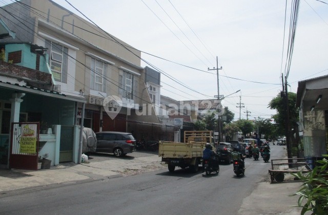 strategic cheap shop house in Balongsari Tama Tandes Surabaya 45161 2