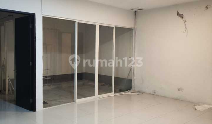 Good 2-Story Minimalist House, HGB, in Lakarsantri 2