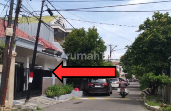 Rumah Bagus SHM Satelit Sukomanunggal, Surabaya 2