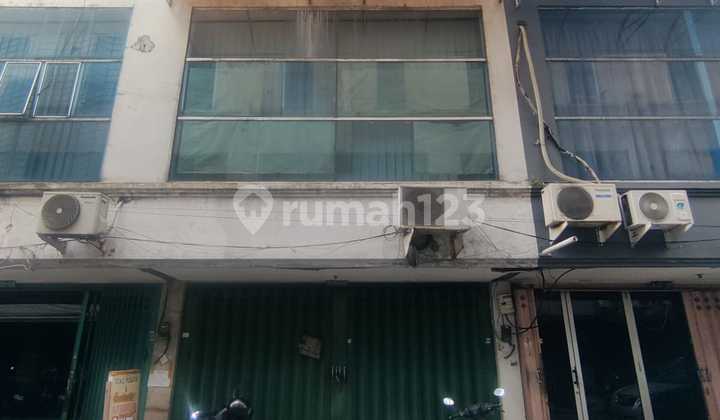 Strategic Ruko Surya Inti Permata with HGB Floor at Jemur Andayani Wonocolo 2