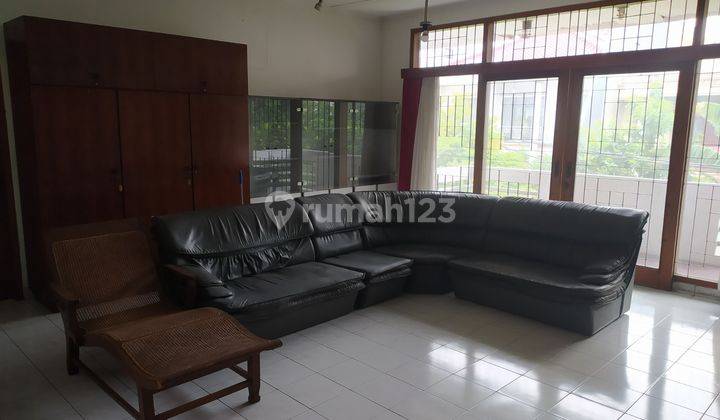 Dijual Rumah 2 Lantai Hook Daerah Green Garden, Jakarta Barat 2