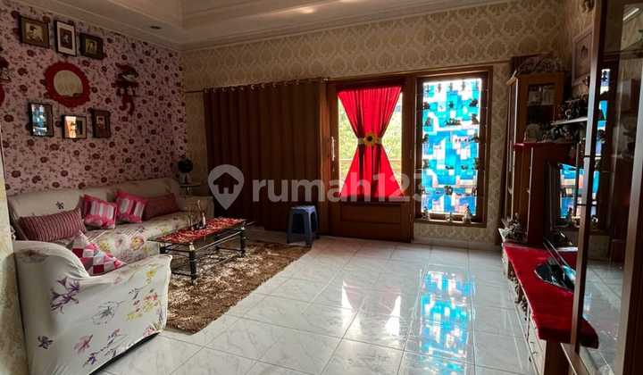 Dijual Ruko Dijadikan Rumah Lokasi Jalan Raya Taman Duta Mas, Jakarta Barat