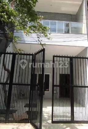 Dijual Rumah Baru 4 Lantai Daerah Teluk Gong - Jakarta Utara