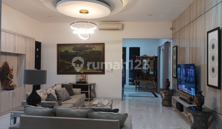 Dijual Rumah Mewah Taman Meruya ilir Kembangan Jakarta Barat 2