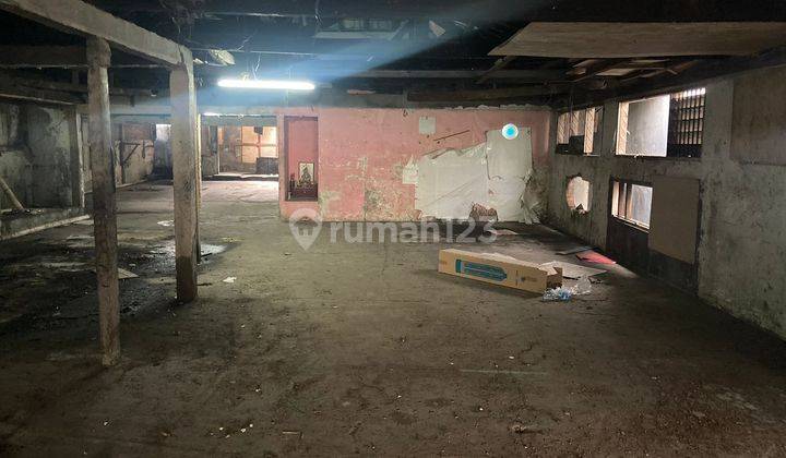 Dijual Murah Gudang Plus Tempat Tinggal di Teluk Gong 2