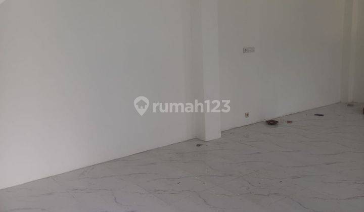 Disewakan Gudang Baru Plus Kantor Daerah Kav DPR Cipondoh 2