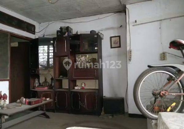 Dijual Dibawah NJOP Toko dan Rumah di Jalan Hasyim Ashari, Jakarta Pusat 1