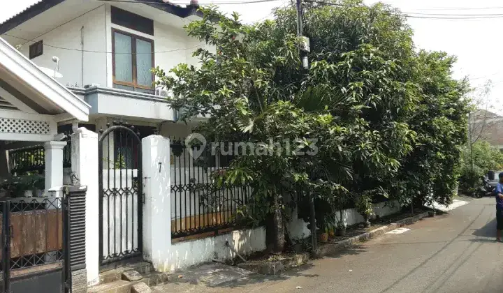 Rumah Semi Furnish Siap Huni Free Biaya Pengalihan Di Kembangan 1