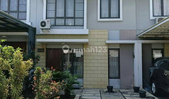 Dijual Rumah Di Komplek Premier Savanna, Vida Bekasi 1