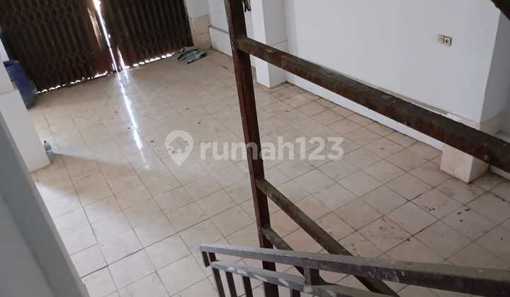 Disewakan Ruko Siap Pakai Lokasi Strategis Jalan Raya Prancis 2