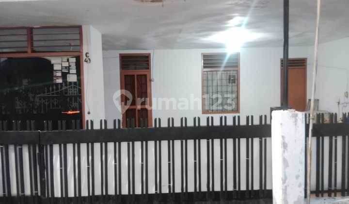 For Sale Simple Ready-to-Live House, Anggrek Neli Murni 2 Street, Kemanggisan, Palmerah - West Jakarta 2
