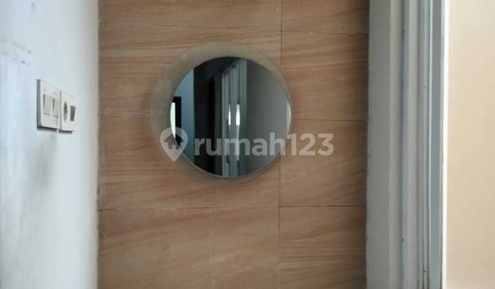 For Sale, Ready-to-Occupy House in Kelapa Nias Complex, Kelapa Gading, North Jakarta 2